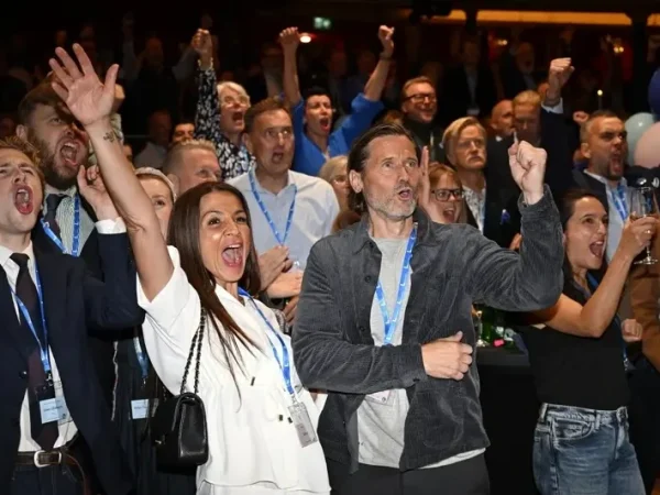 Swedish Election Exit Poll: Left-Wing Leads, Far-Right Support Slips